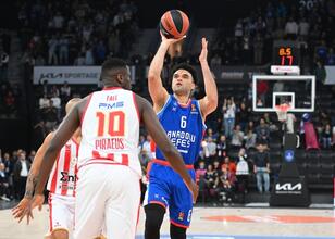 Anadolu Efes, 15 sayıdan geri döndü!