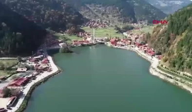 Uzungöl’de Kırmızı Benekli Alabalık Heykeli Dikildi