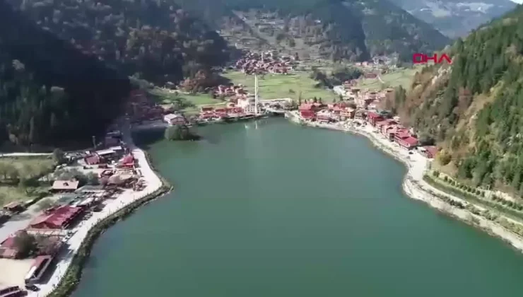 Uzungöl’de Kırmızı Benekli Alabalık Heykeli Dikildi